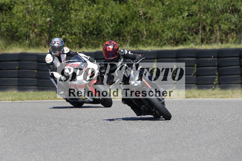 /Archiv-2025/48 25.08.2025 Cornu Master School ADR/gruen-vert/23